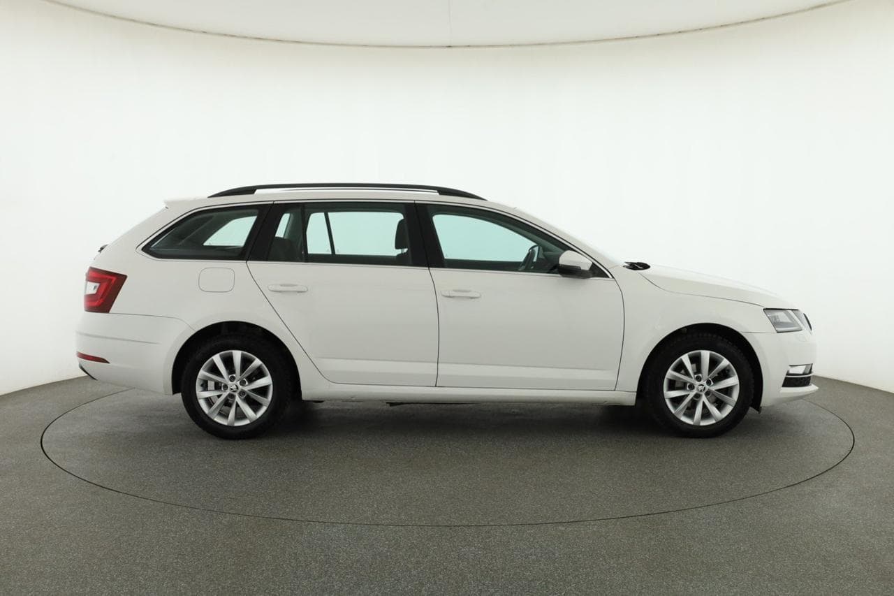 2018 Škoda OCTAVIA - 8
