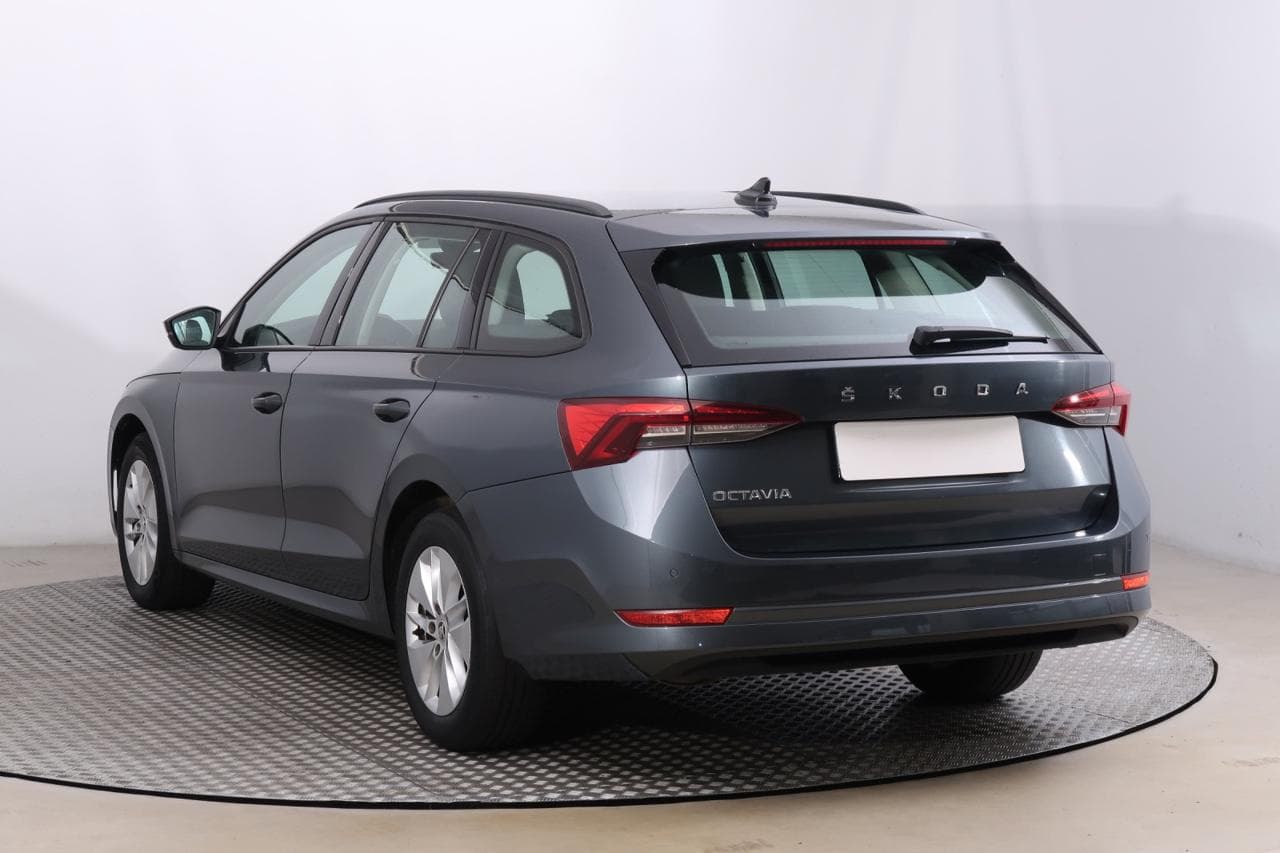 2020 Škoda OCTAVIA - 5