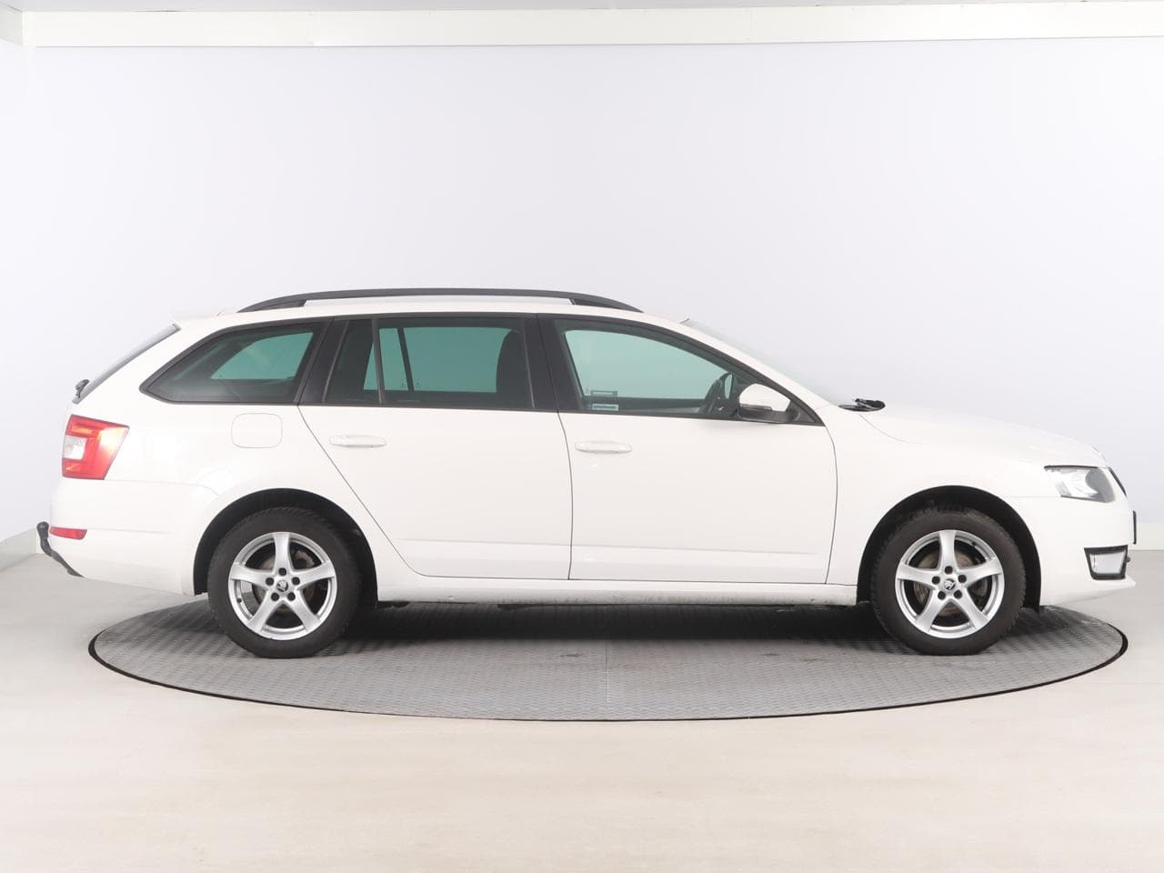 2015 Škoda OCTAVIA - 8
