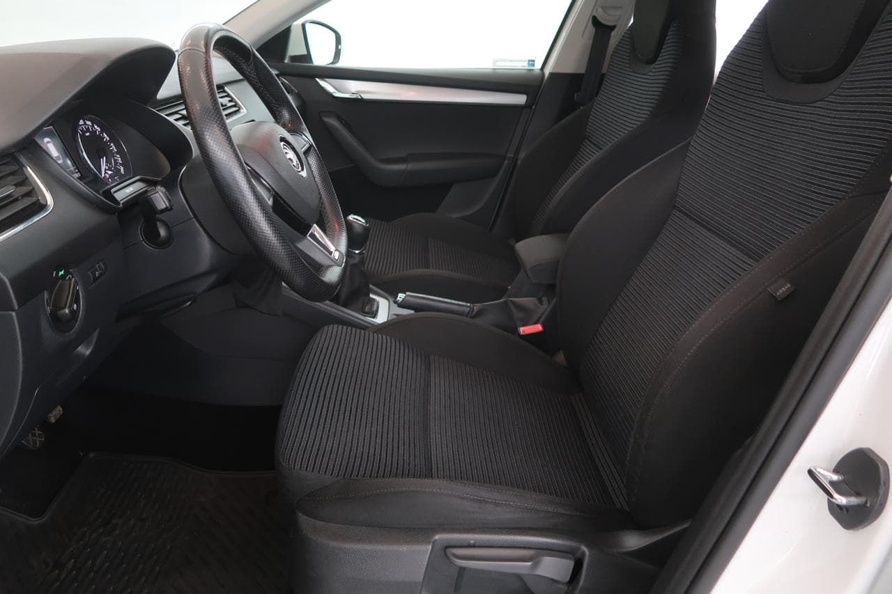 2015 Škoda OCTAVIA - 16