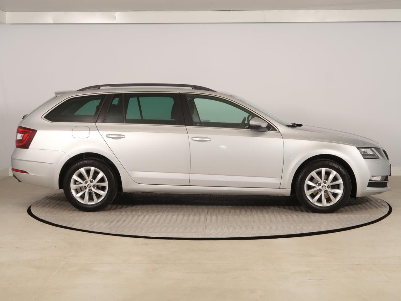 2018 Škoda OCTAVIA - 8