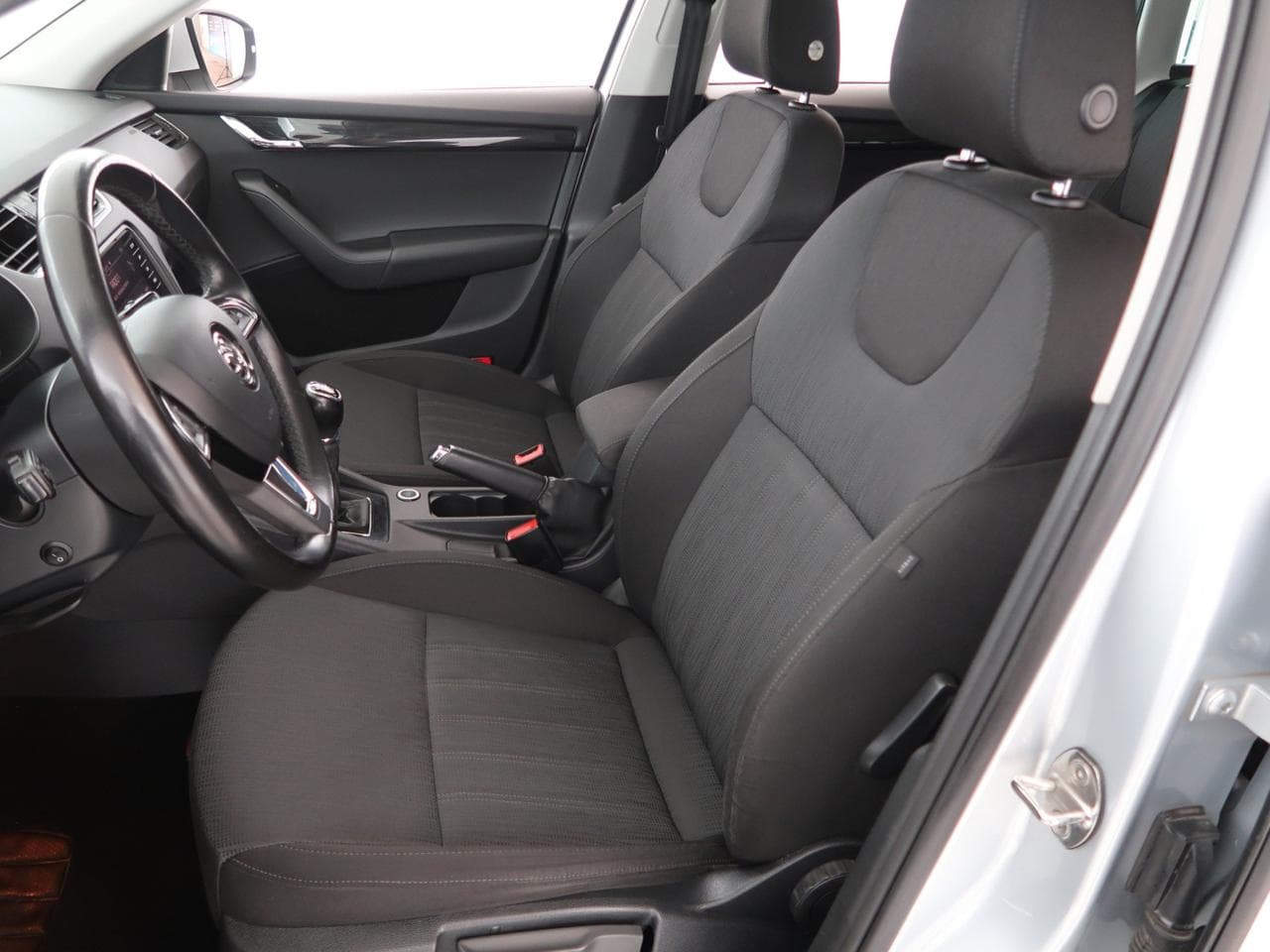 2018 Škoda OCTAVIA - 16