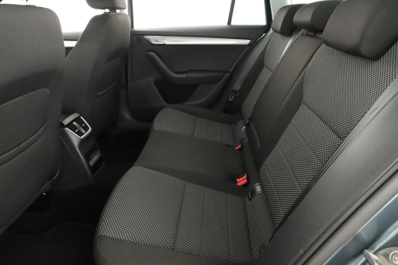 2016 Škoda Octavia - 23