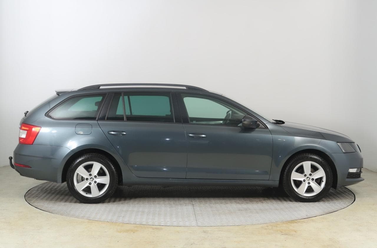 2019 Škoda OCTAVIA - 8