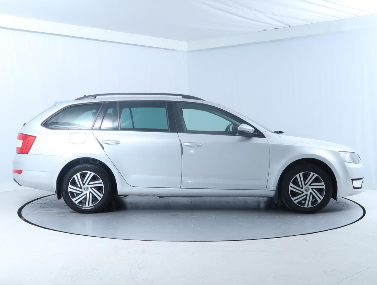2016 Škoda OCTAVIA - 8