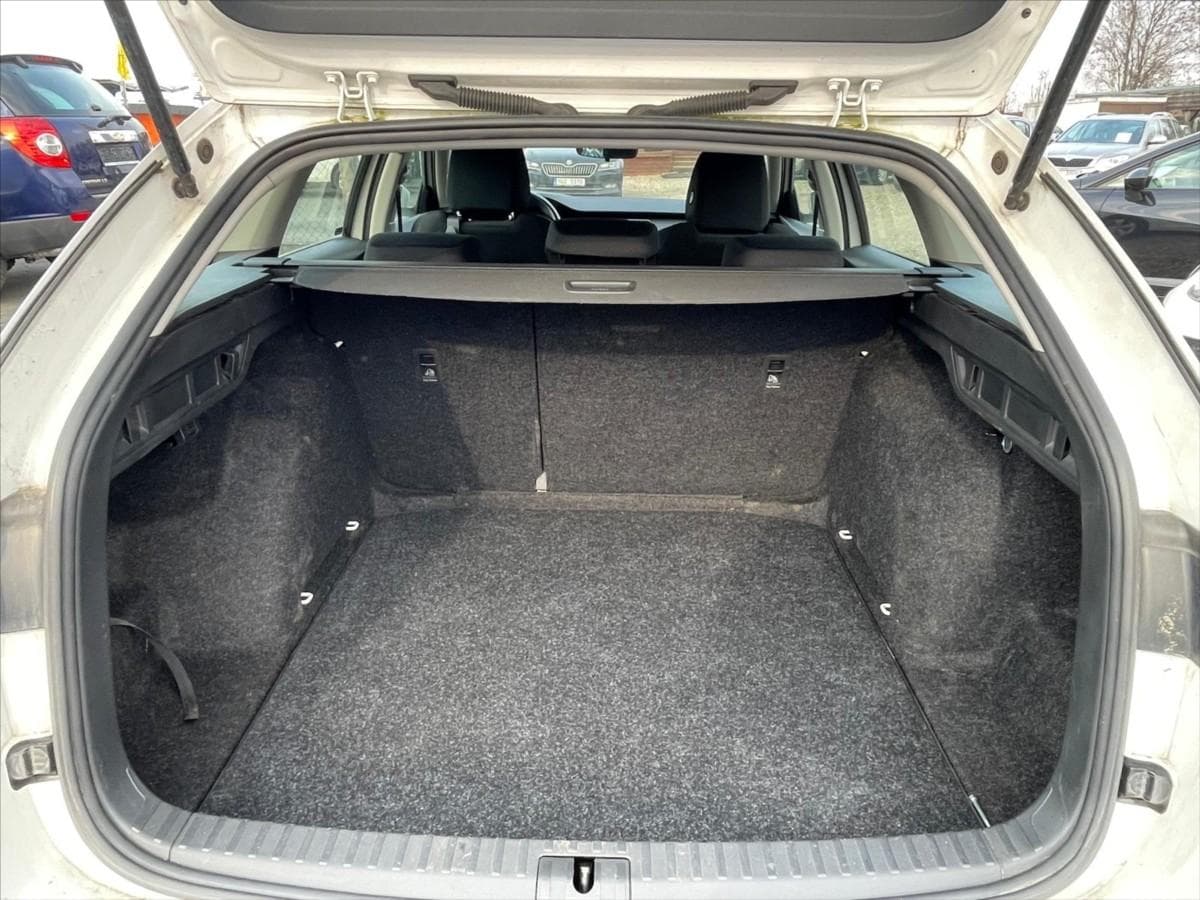 2021 Škoda Octavia - 12