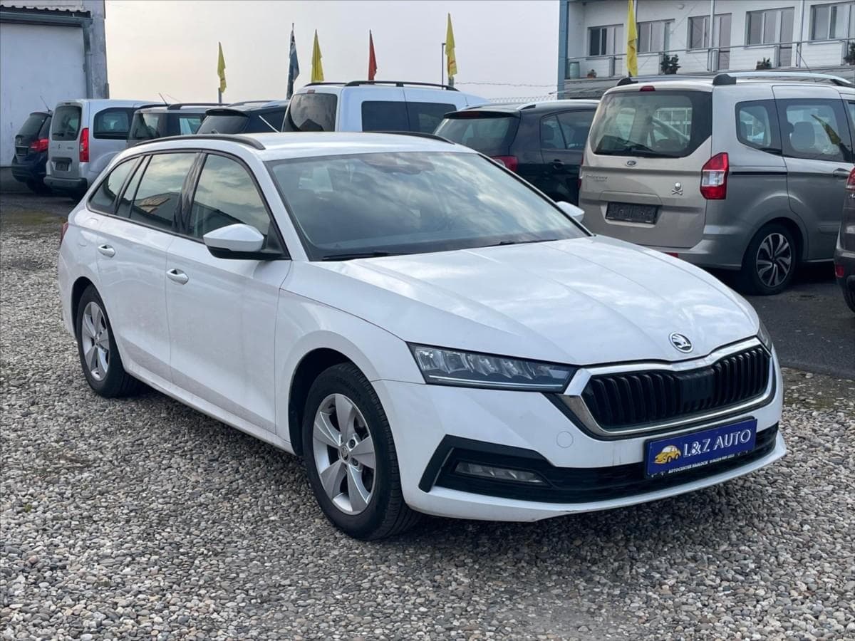 2021 Škoda Octavia - 3