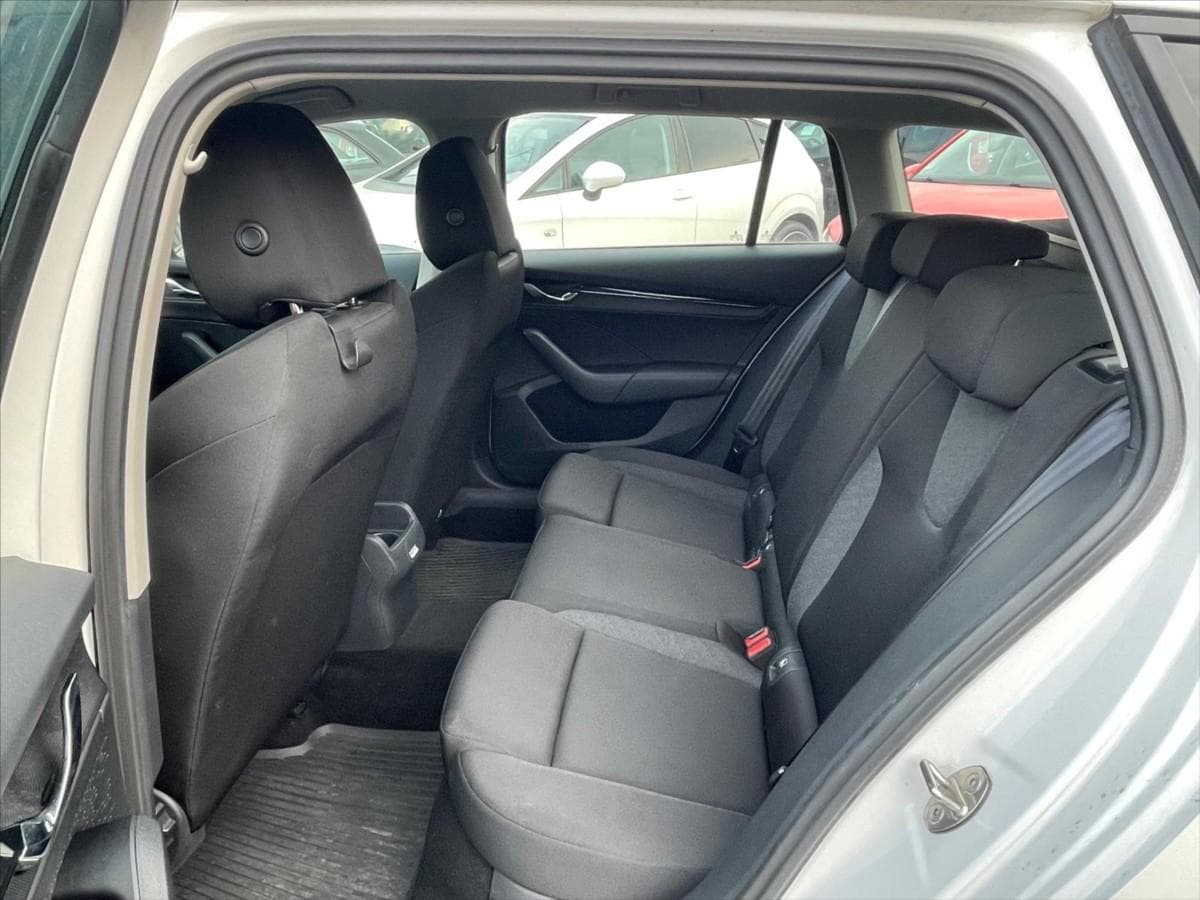 2021 Škoda Octavia - 9