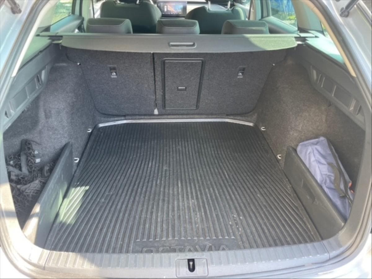 2020 Škoda Octavia - 6