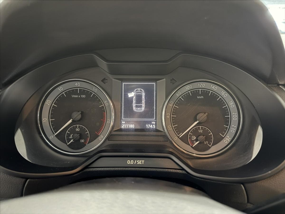 2015 Škoda OCTAVIA - 10