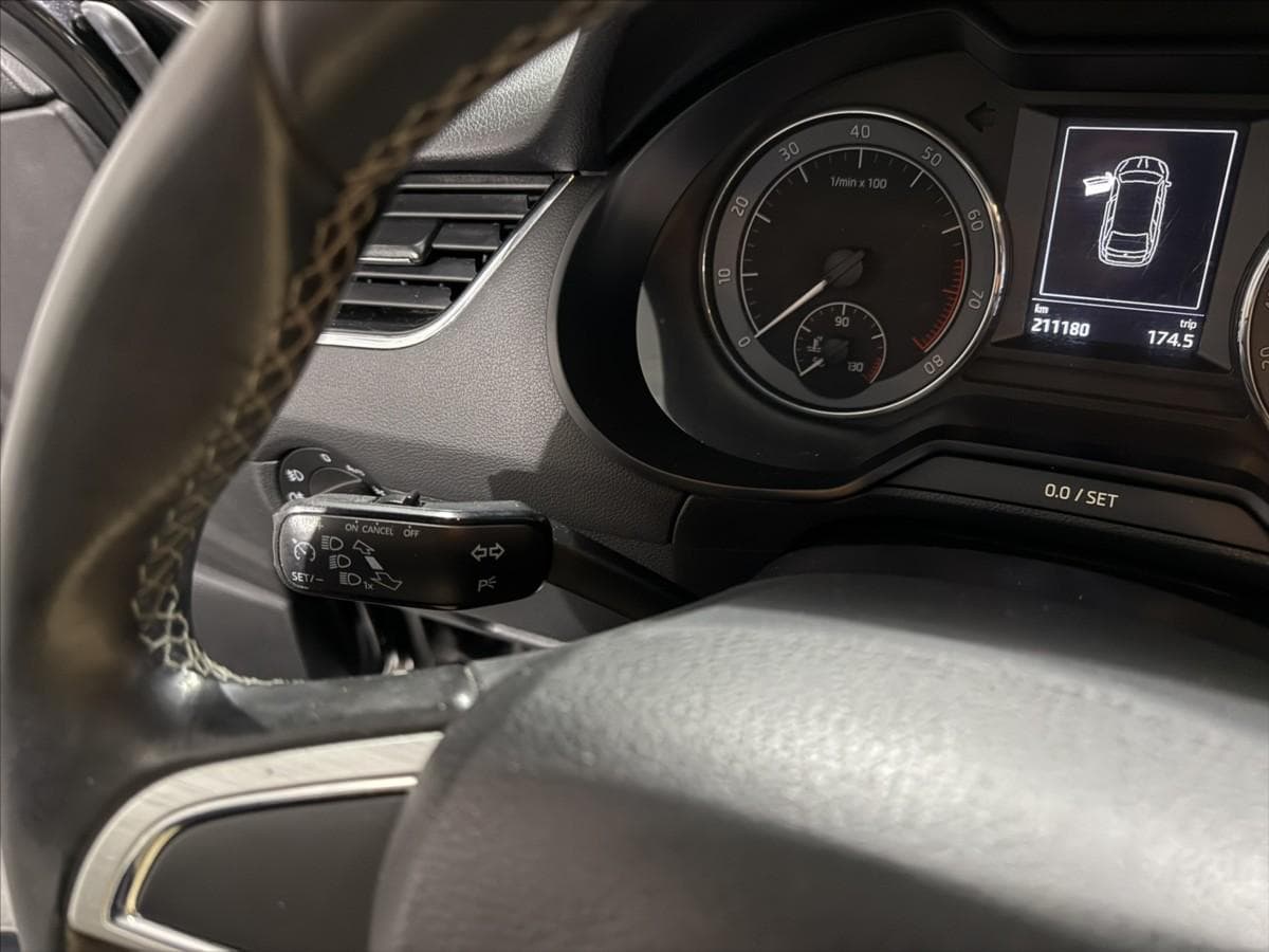 2015 Škoda OCTAVIA - 11