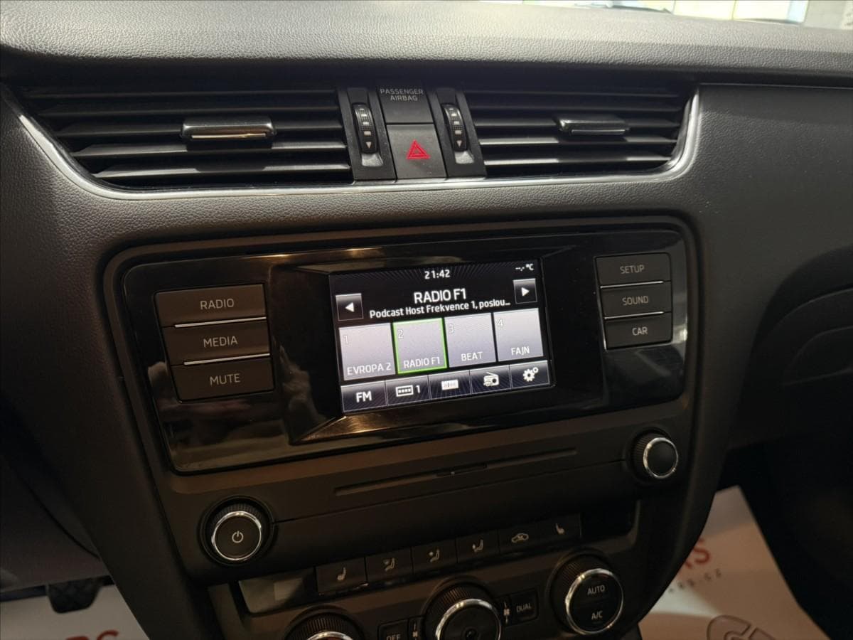 2015 Škoda OCTAVIA - 14