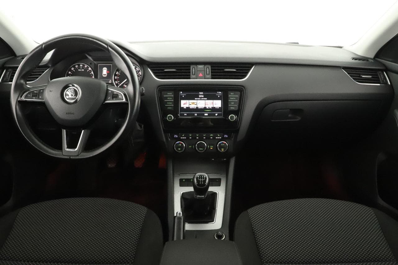 2016 Škoda Octavia - 17