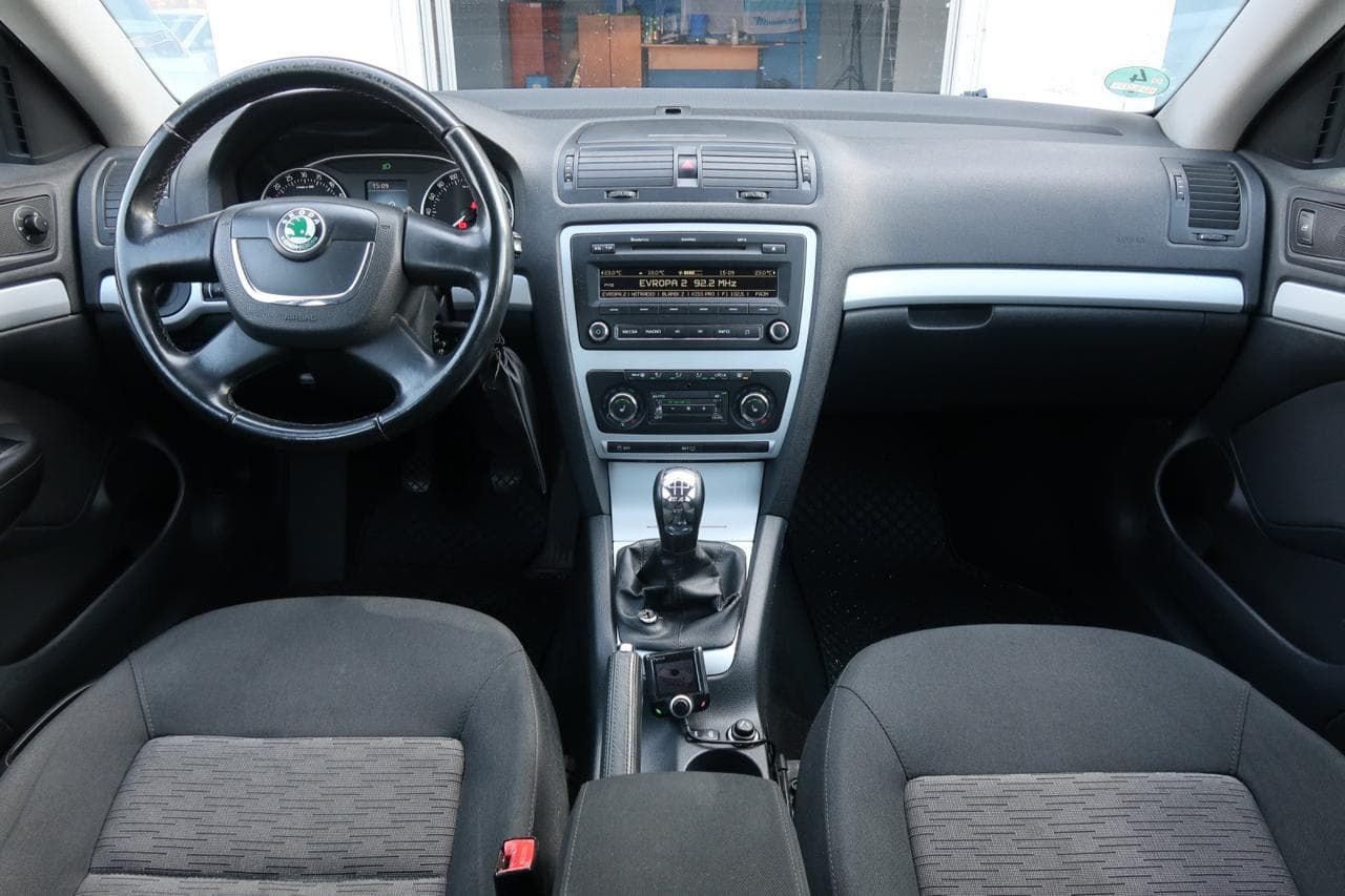 2010 Škoda OCTAVIA - 10