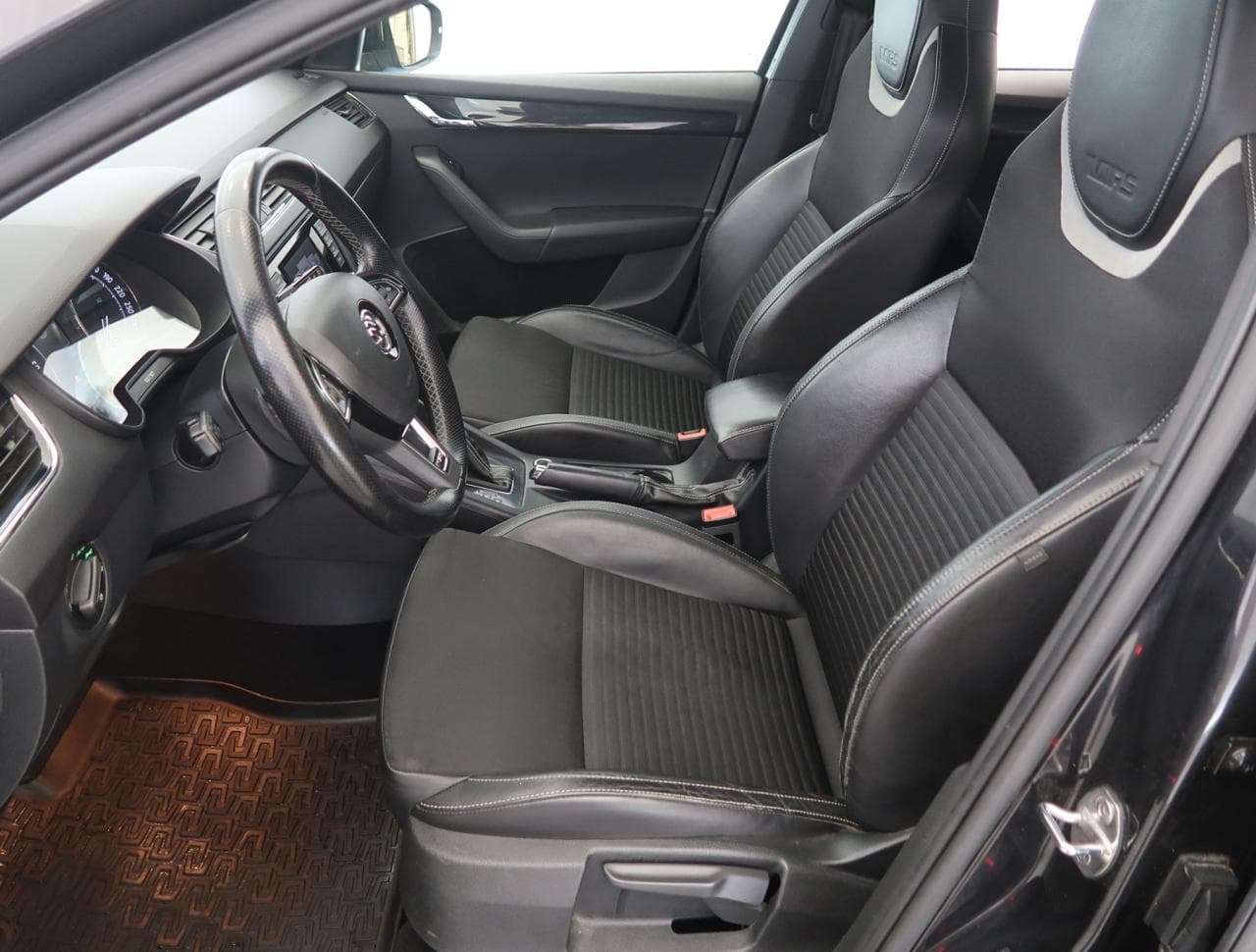 2014 Škoda OCTAVIA - 16
