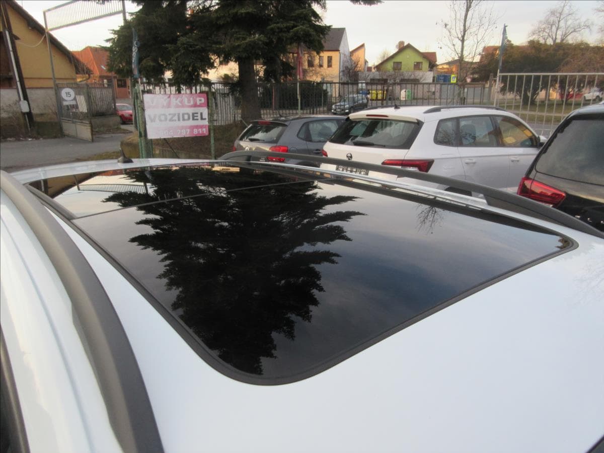 2018 Škoda OCTAVIA - 16