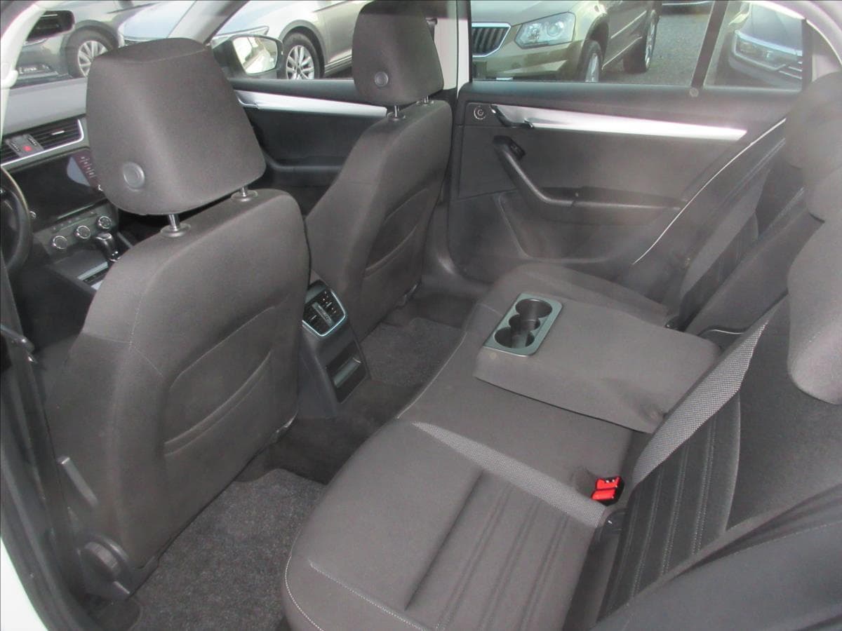 2018 Škoda OCTAVIA - 9