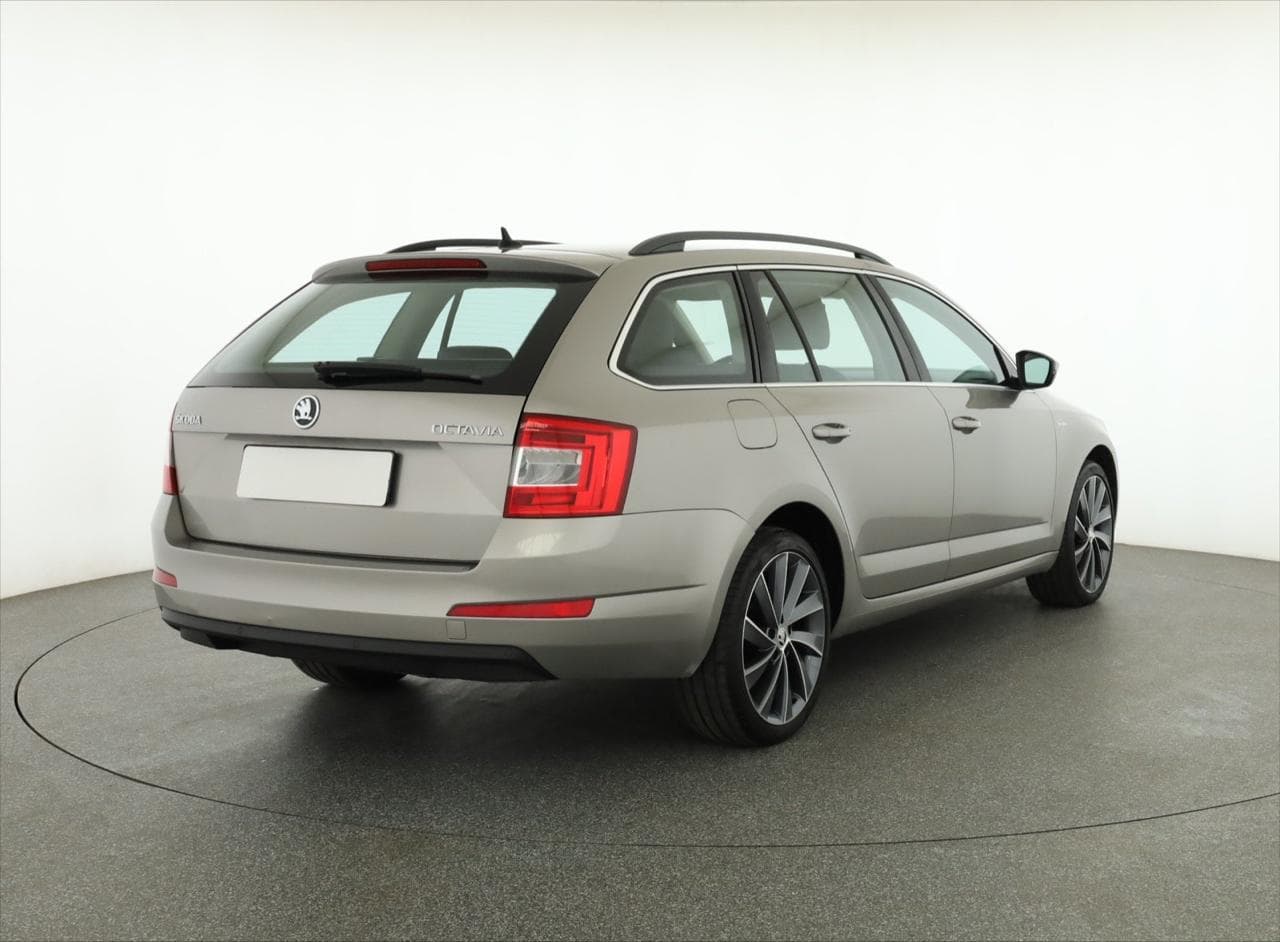2016 Škoda OCTAVIA - 7
