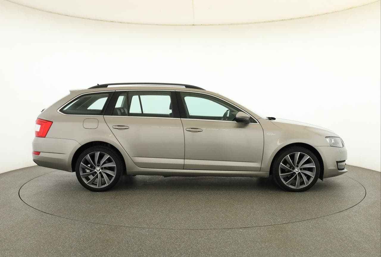2016 Škoda OCTAVIA - 8