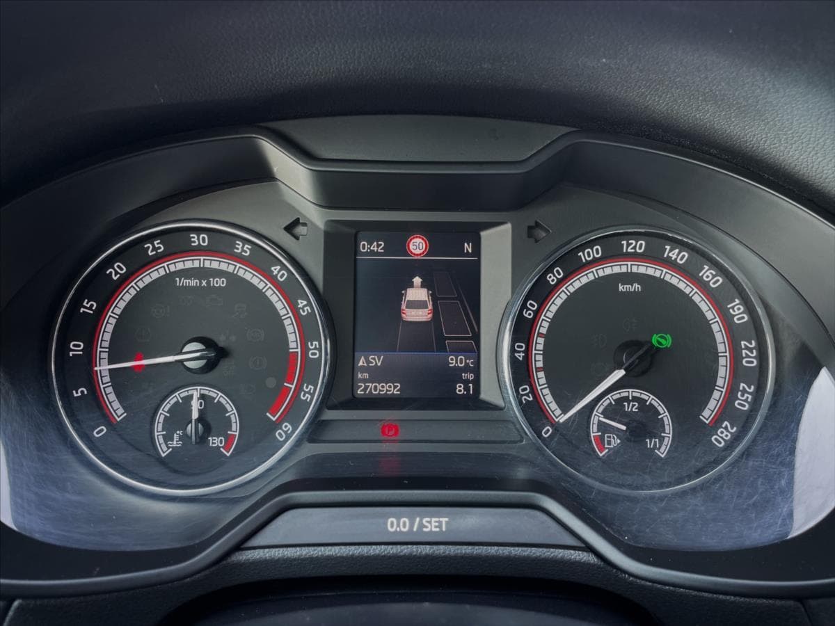 2018 Škoda OCTAVIA - 11
