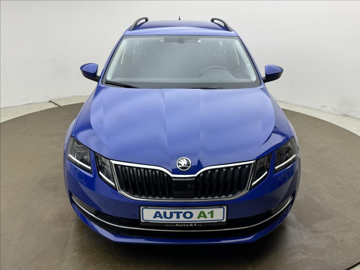 Škoda OCTAVIA - 2