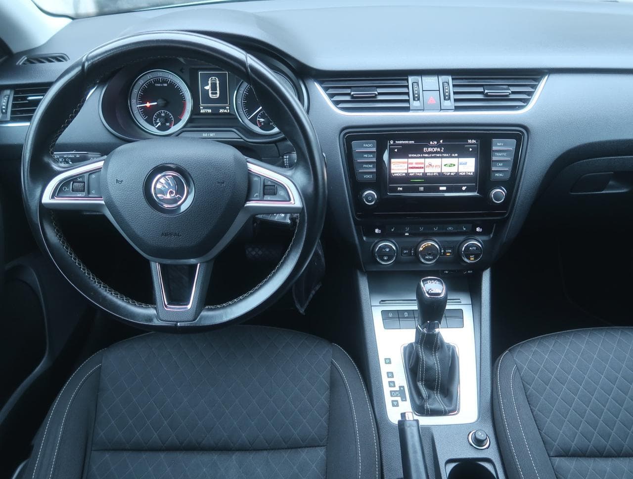 2016 Škoda OCTAVIA - 10