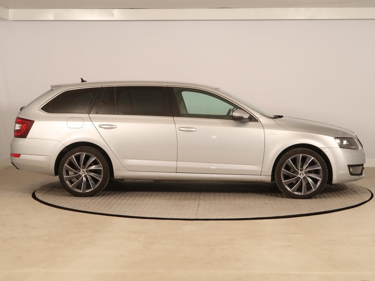 2016 Škoda OCTAVIA - 8