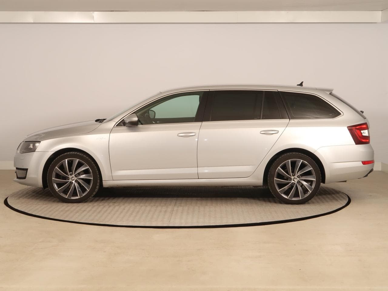 2016 Škoda OCTAVIA - 4