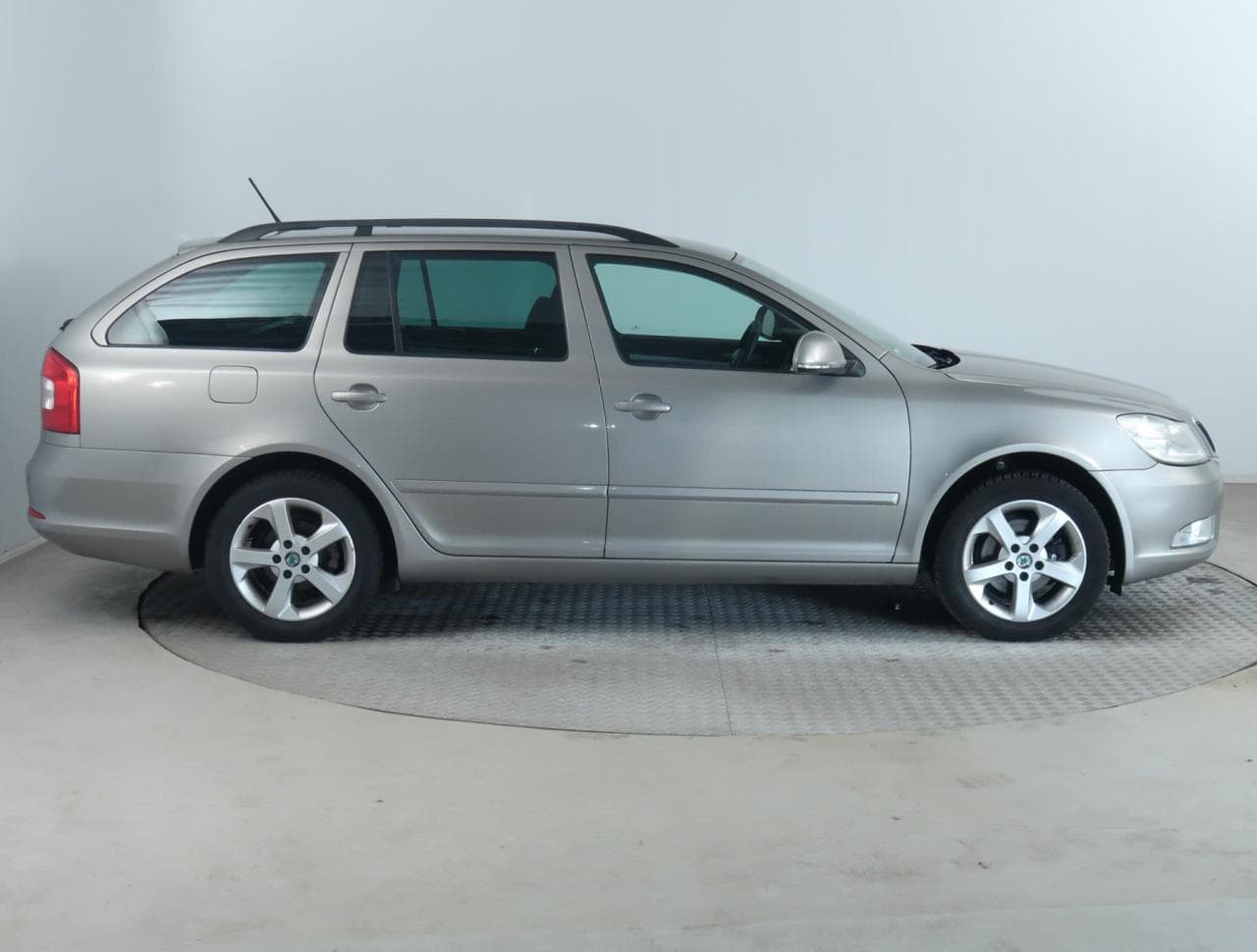 2011 Škoda OCTAVIA - 8