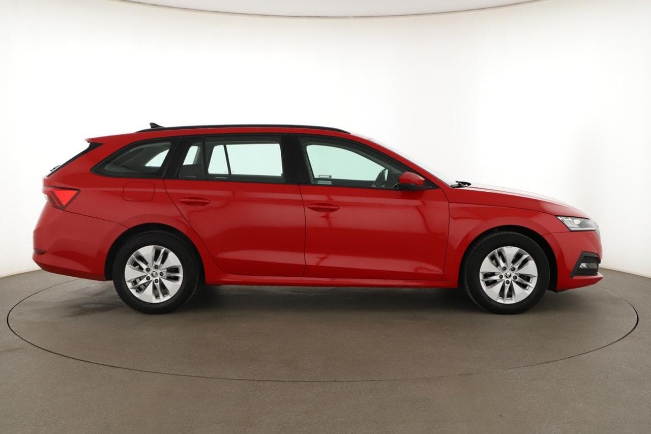2020 Škoda OCTAVIA - 8