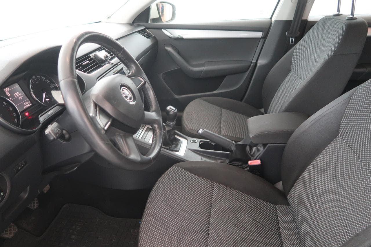 2014 Škoda OCTAVIA - 16