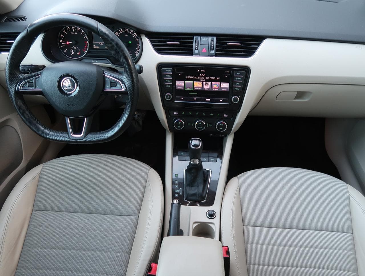 2015 Škoda OCTAVIA - 10