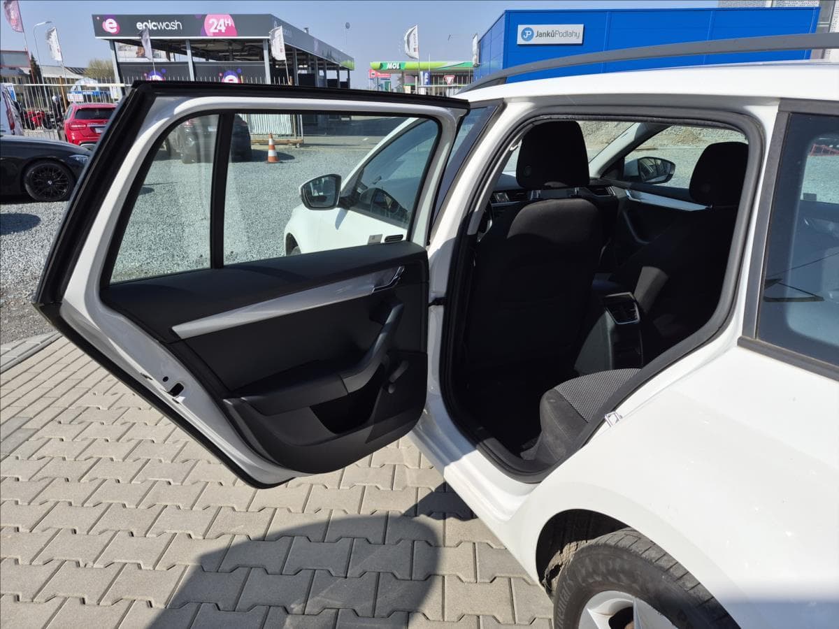 2014 Škoda OCTAVIA - 12