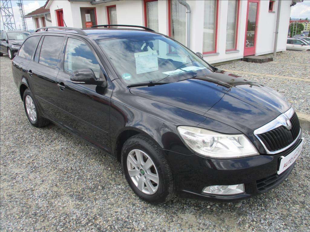 Škoda Octavia 1,4 TSI, servis, klimatizace, kombi