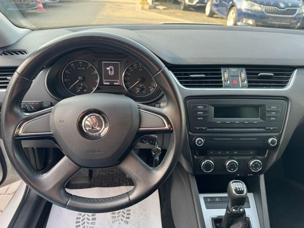 2014 Škoda OCTAVIA - 12