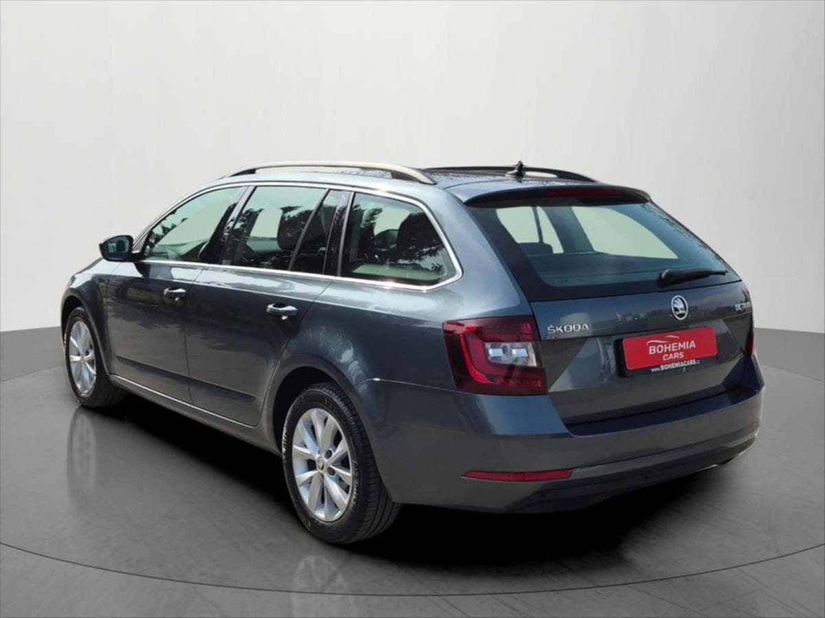 2019 Škoda Octavia - 9