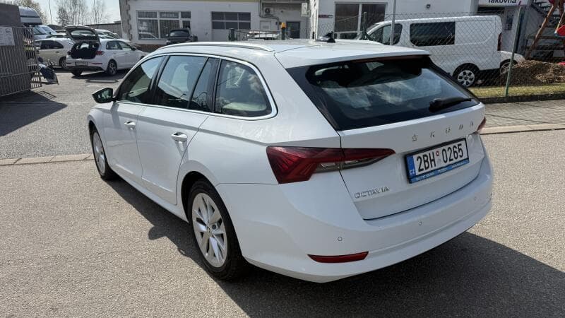 2021 Škoda OCTAVIA - 8