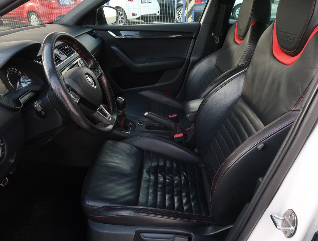 2013 Škoda OCTAVIA - 16