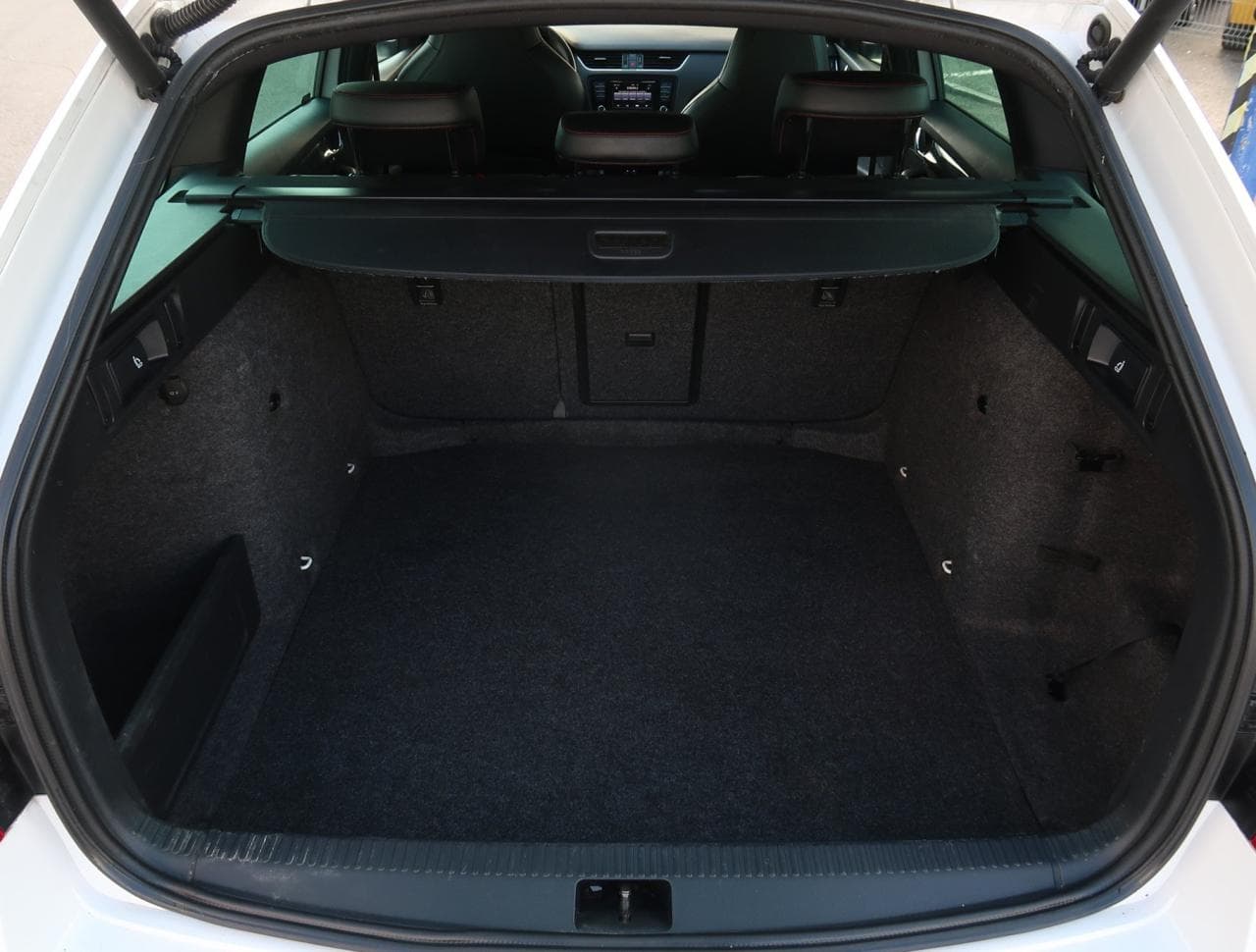 2013 Škoda OCTAVIA - 19