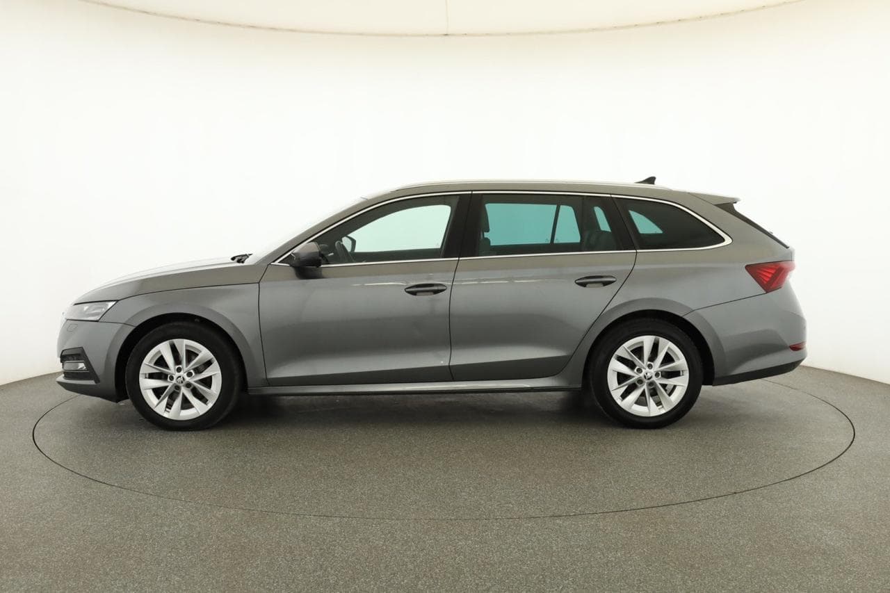 2023 Škoda OCTAVIA - 4