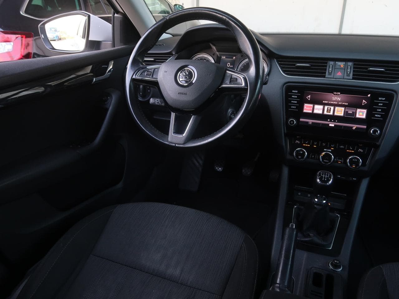 2017 Škoda OCTAVIA - 9