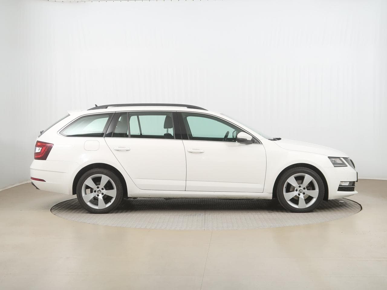 2017 Škoda OCTAVIA - 8