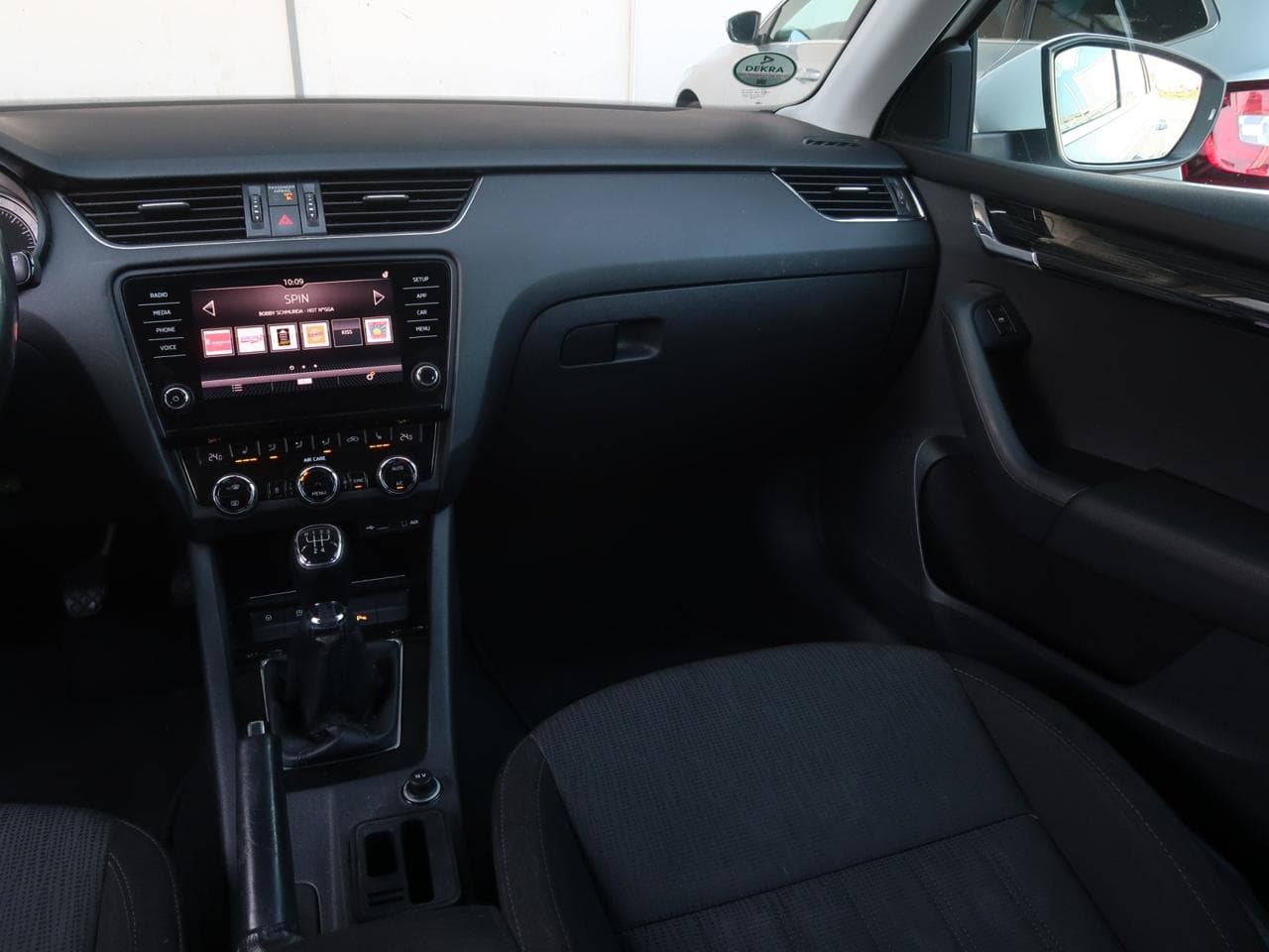 2017 Škoda OCTAVIA - 11