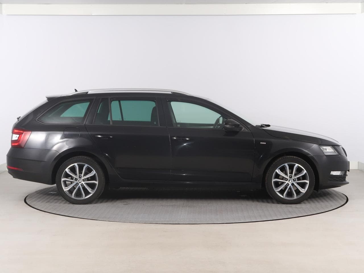 2017 Škoda OCTAVIA - 8