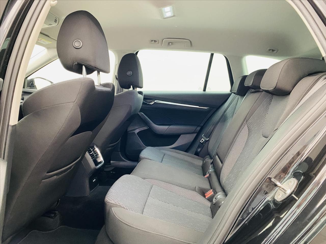 2022 Škoda Octavia - 11