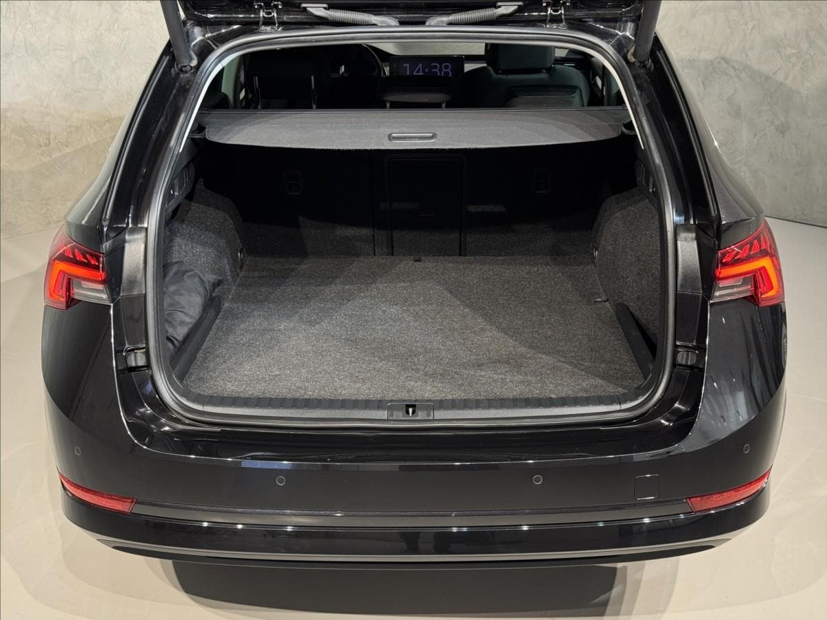 2020 Škoda Octavia - 11