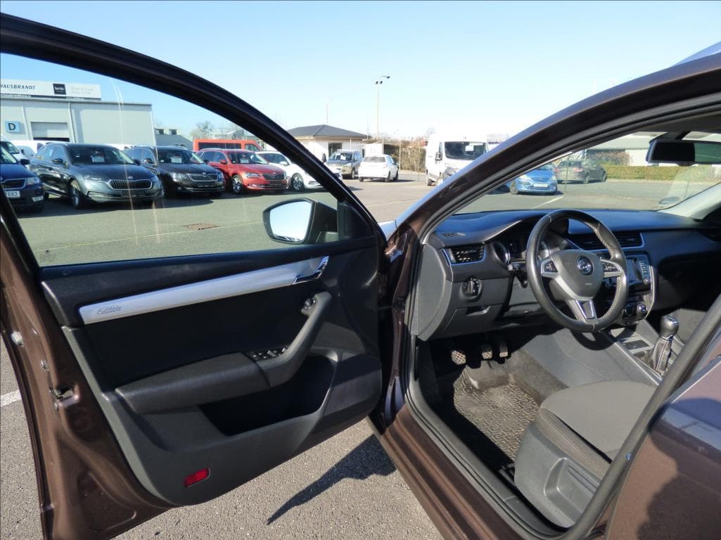 2015 Škoda Octavia - 8