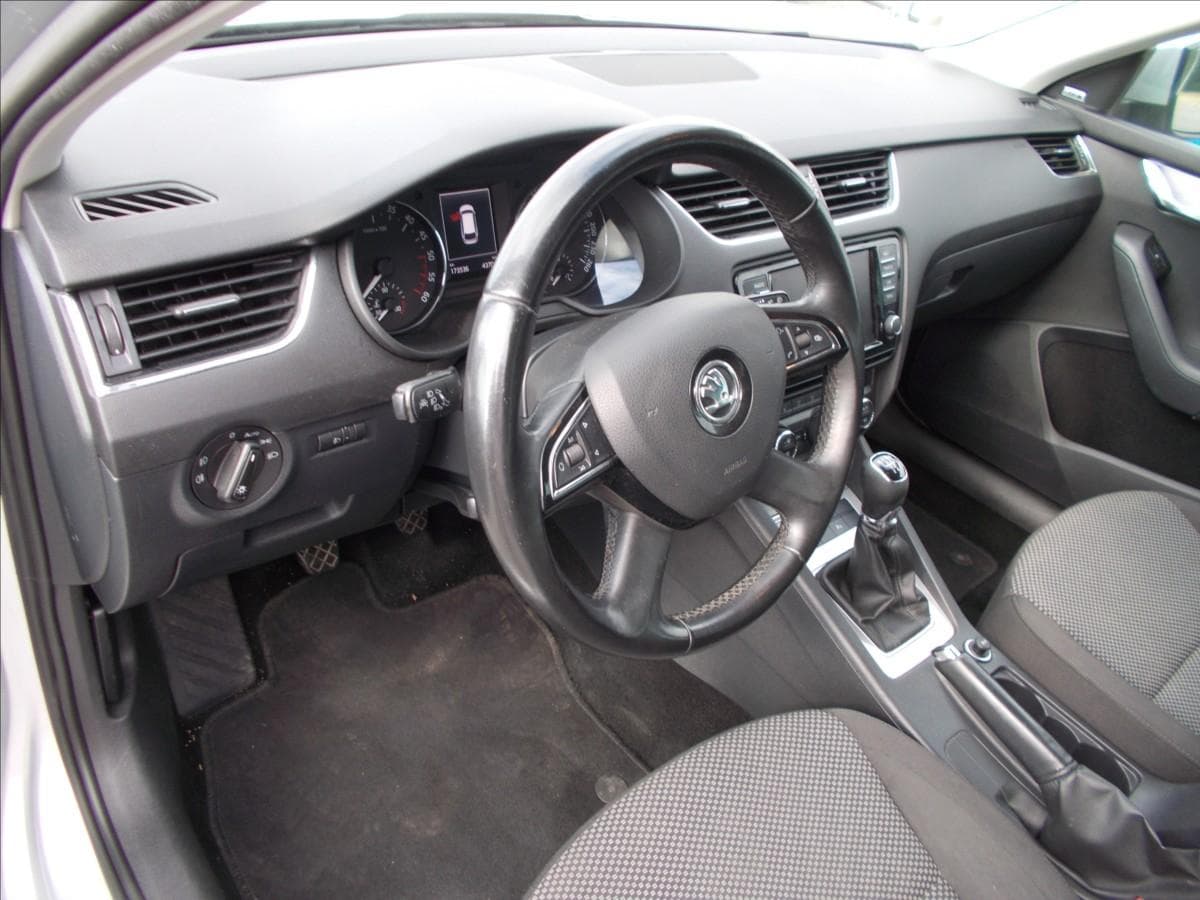 2015 Škoda OCTAVIA - 20