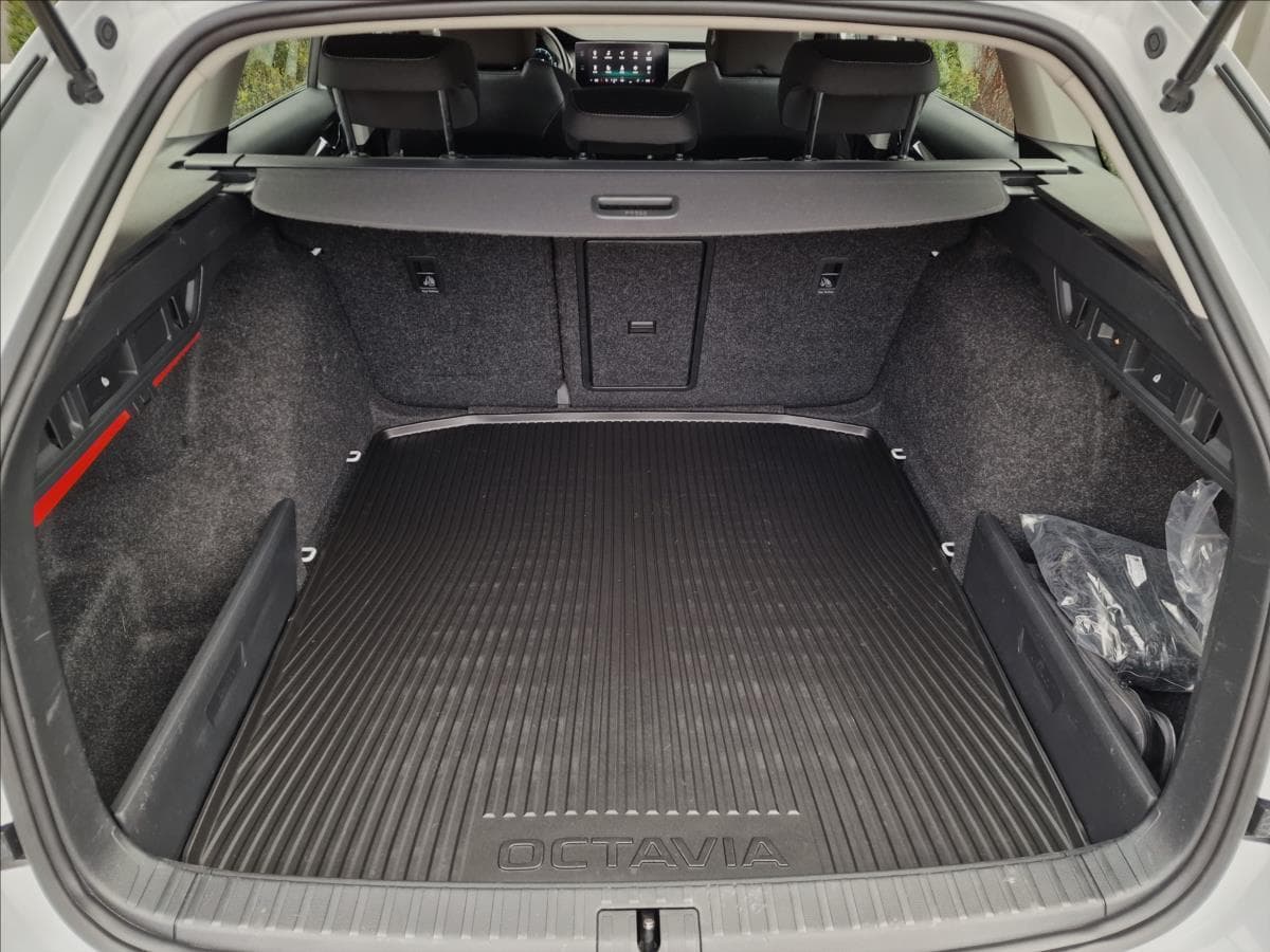 2021 Škoda OCTAVIA - 16