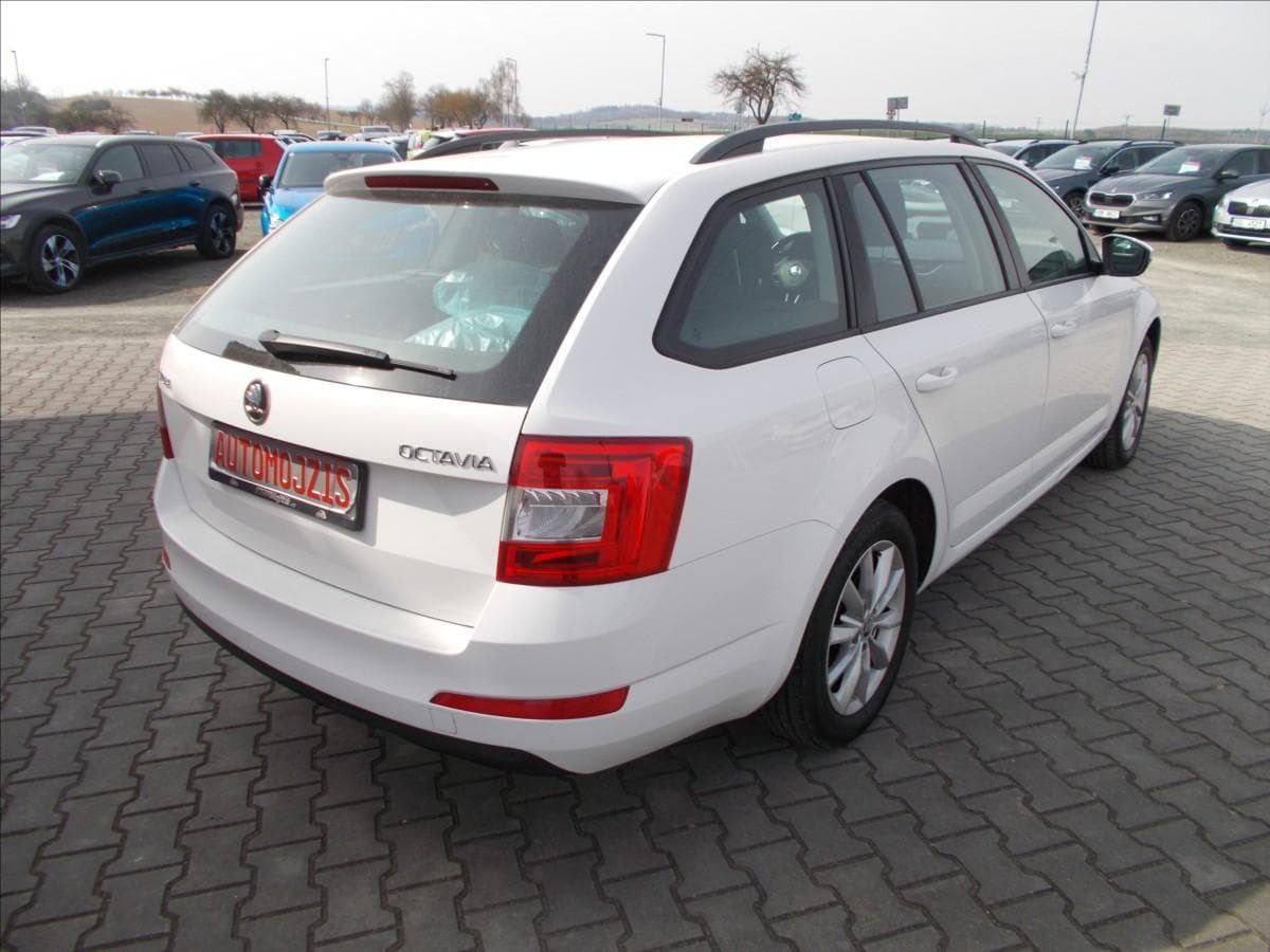 2016 Škoda OCTAVIA - 12